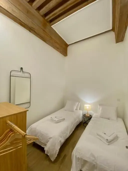 Presqu'Ile Saint Nizier Coeur De Lyon Classe 4* 0*,  Frankreich