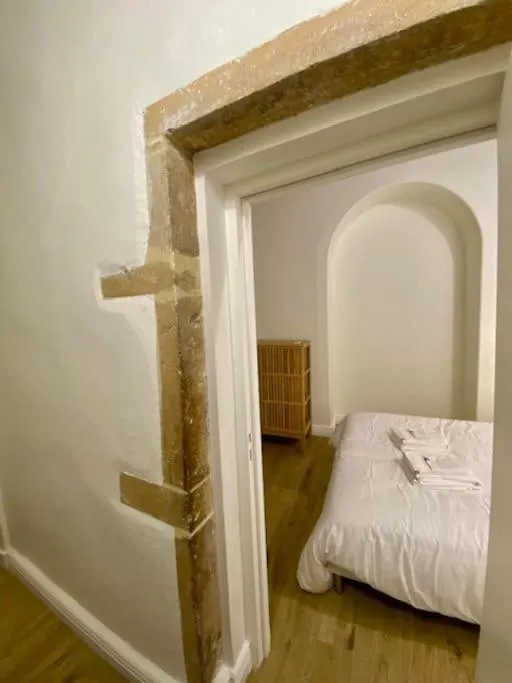 Presqu'Ile Saint Nizier Coeur De Lyon Classe 4* 0*,